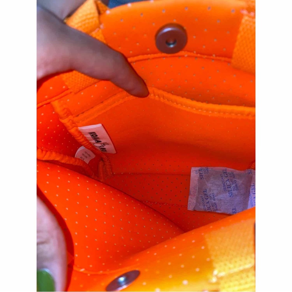 Orange Bag - Picture 4 of 8